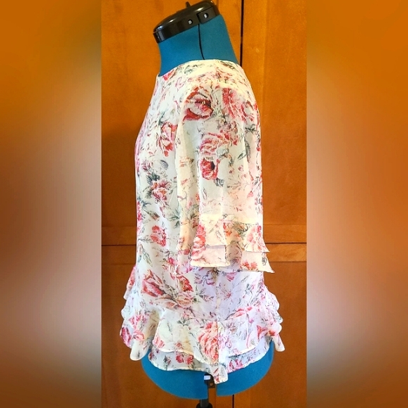 Adrienne Vittadini Ruffle Floral Top, Cream & Pink Floral, Small - Picture 2 of 9